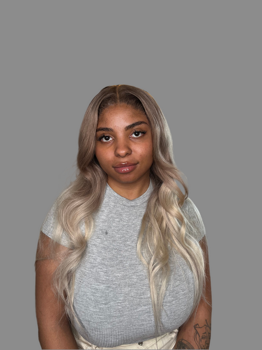 KEILA -Perruque Lace Frontal 13x4 Transparent ombré blond et marron virgin hair